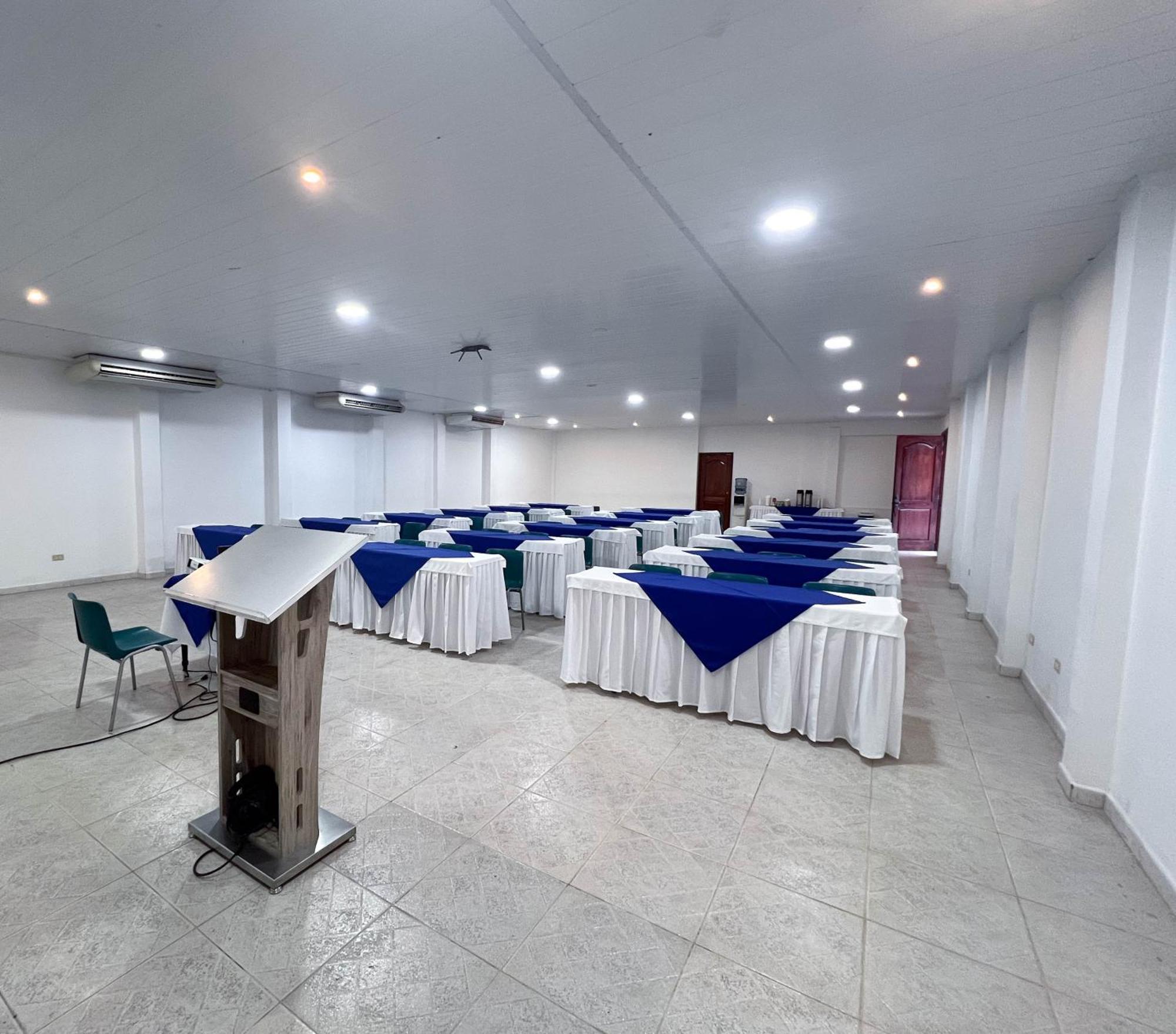 Hotel Anaconda Leticia Extérieur photo